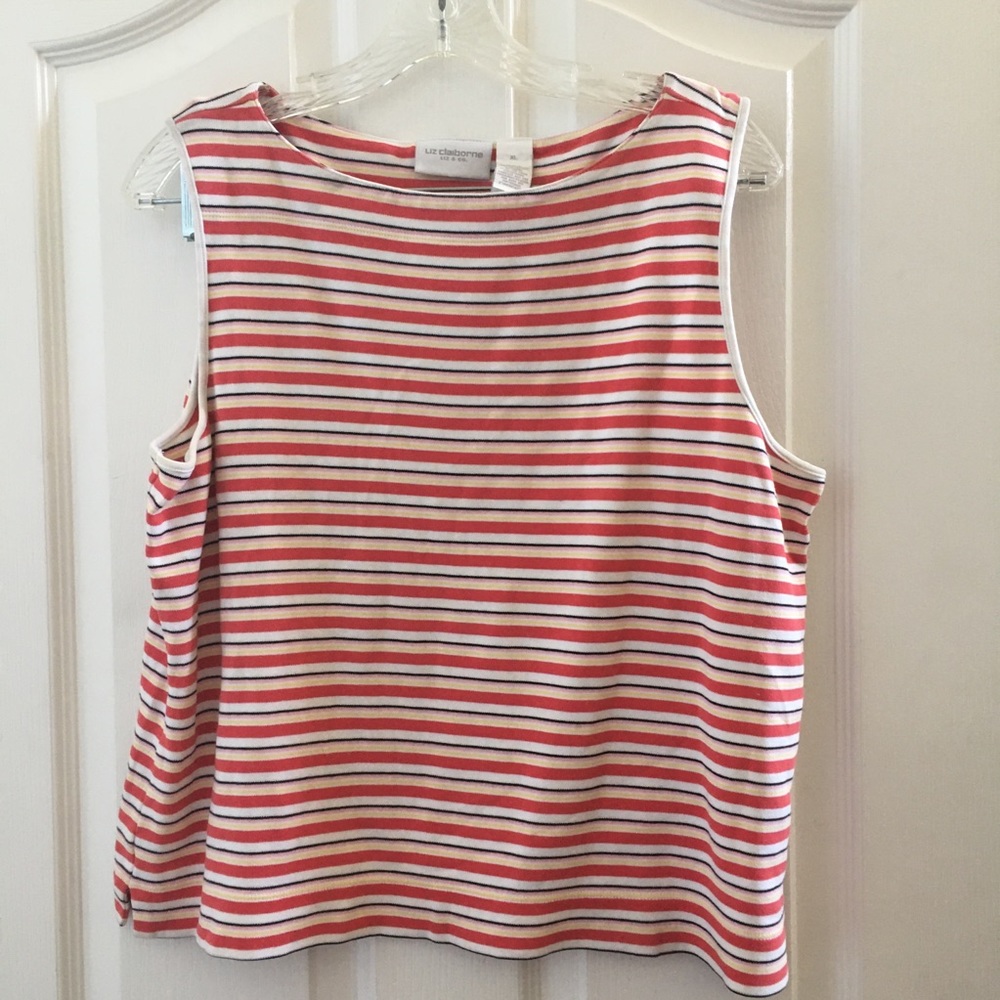 FINAL MARKDOWN Ladies Liz Claiborne tank top extra large